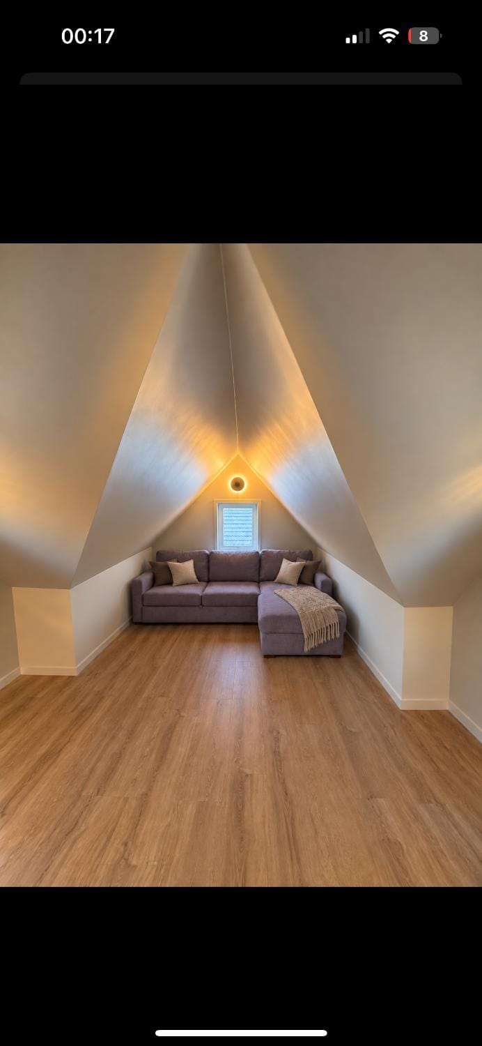 Bed, Living room, Seating area, Bedroom