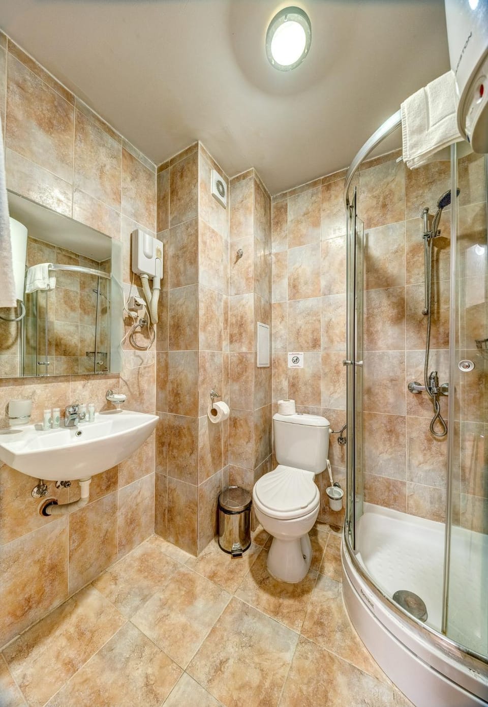 Shower, Toilet, Bathroom
