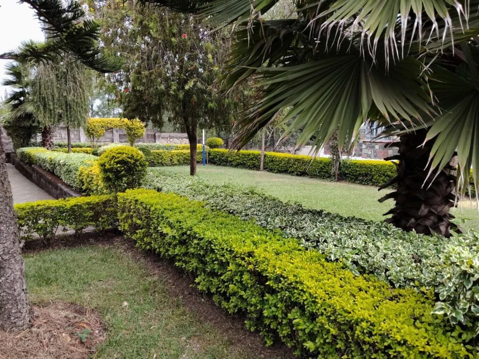 Safari Grace Hotel 纳库鲁华夏酒店 Hotel in Kenya