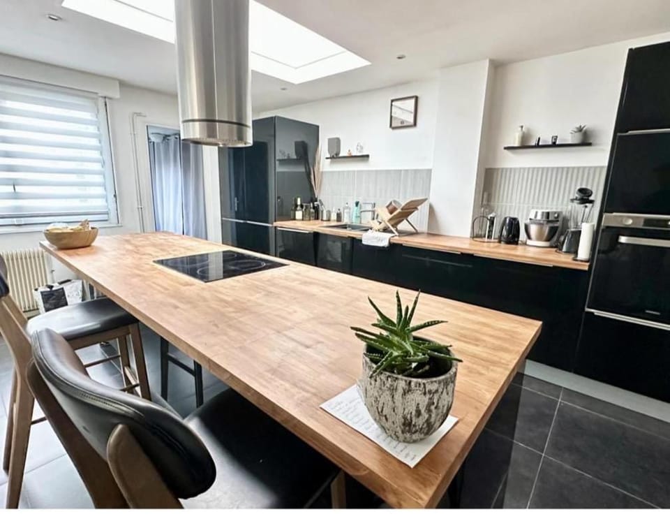 Maison Moderne Croix House in Hauts-de-France