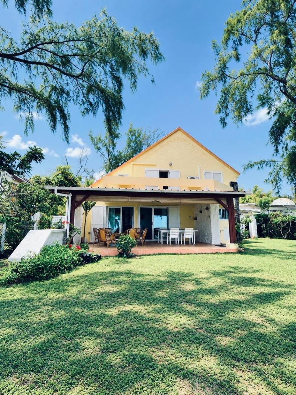 Property building, Garden, Garden view