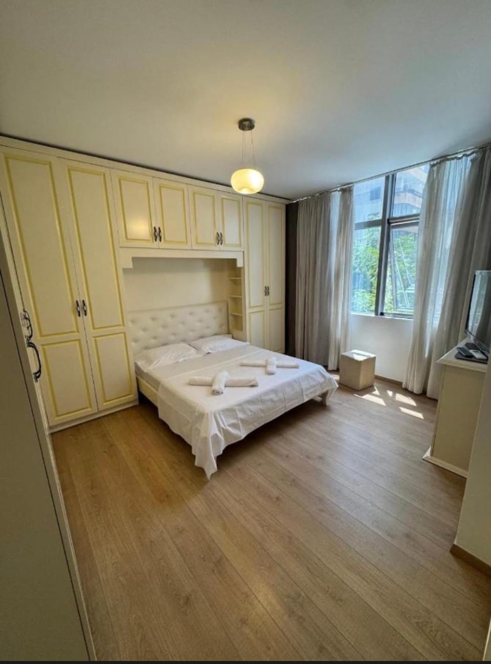 Bed, Photo of the whole room, Bedroom, wardrobe