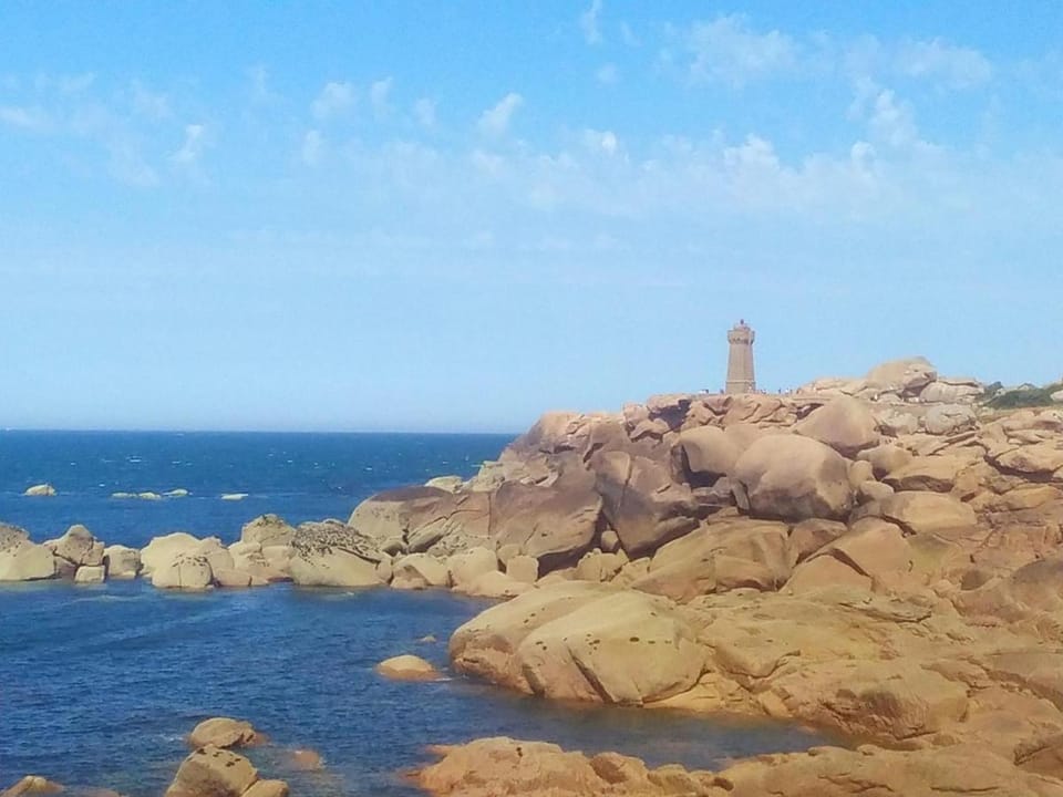 Your GR34 base camp and Pink Granite Coast House in Brittany