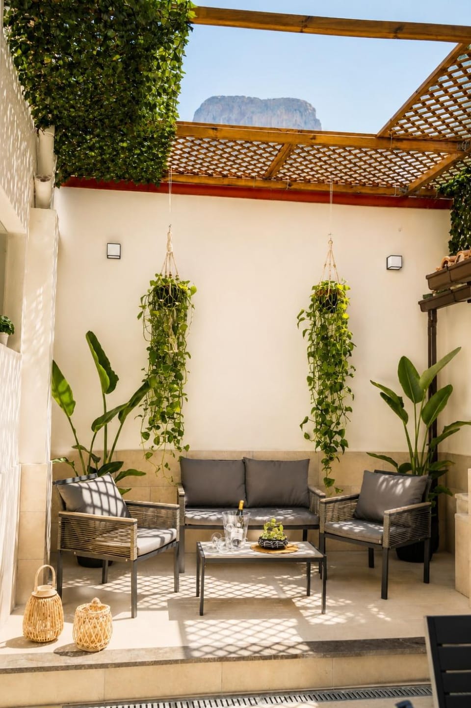 a due passi dal blu appartamento Havana with a private terrace Apartment in Palermo