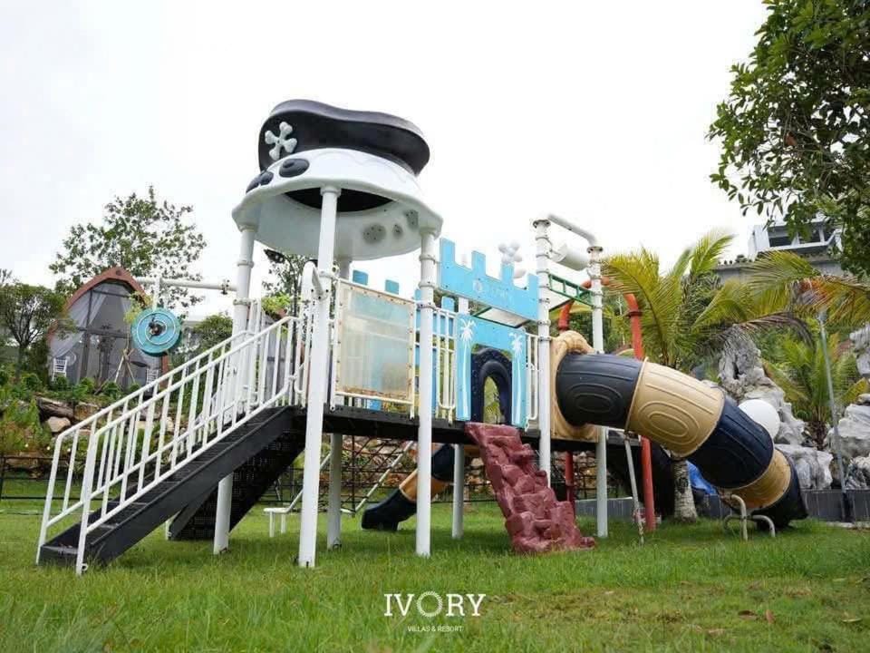 Villa Ivory Resort I Luxury I Mountain View I Private Swimming Pool Villa in Vietnam