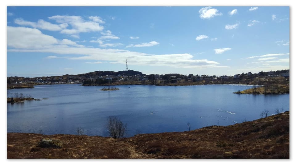 Nearby landmark, Natural landscape