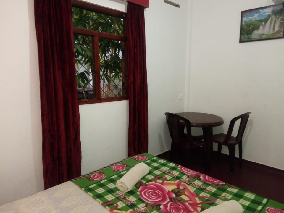 Erandi Holiday Home Bed and Breakfast in Western Province