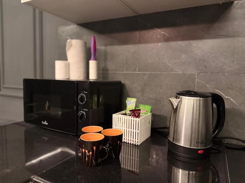 The Thirteen Opal Luxury 1BR Apartment in Lahore