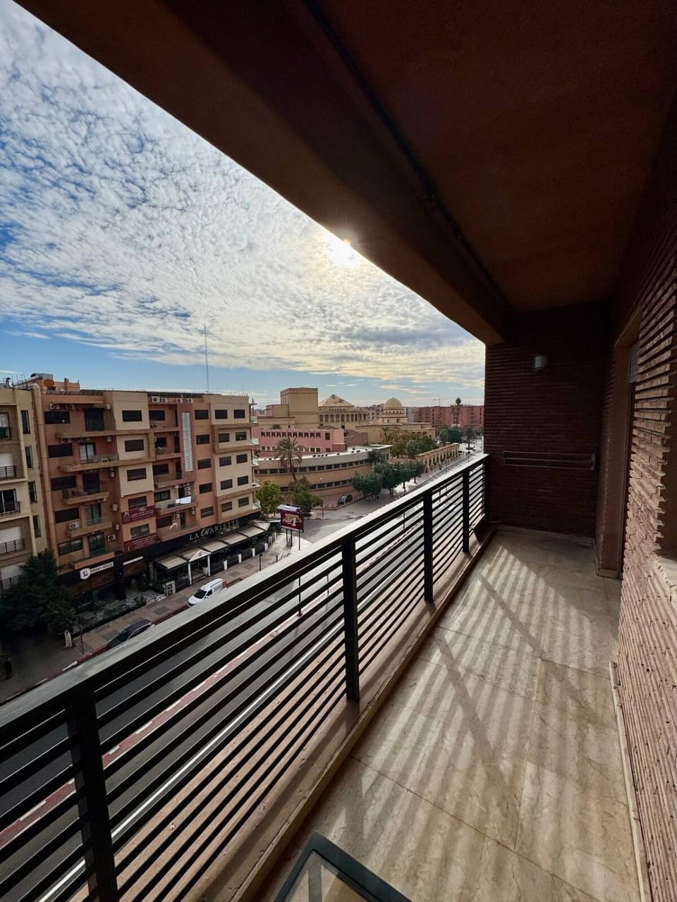 Spacious Apt, Terrace & Parking, Heart of Guéliz BY RES Apartment in Marrakesh