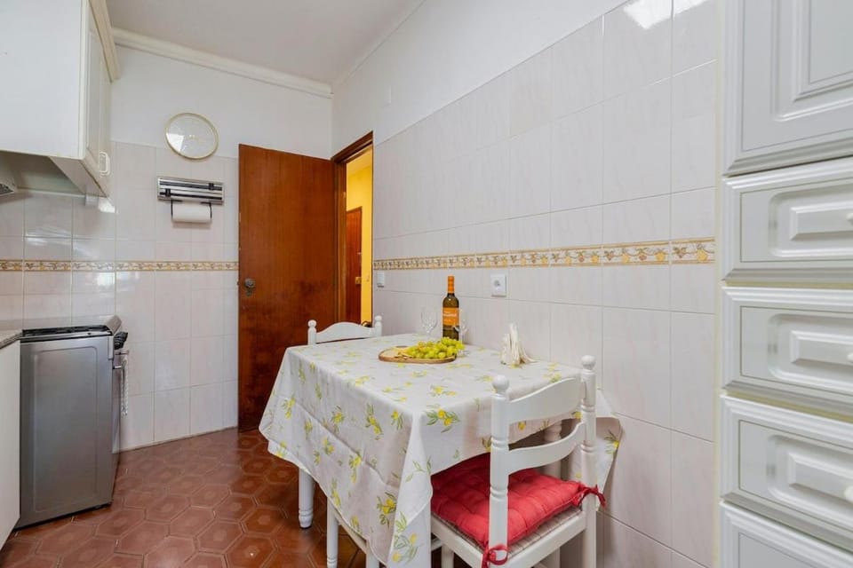 Dufa Typical House - By Y Concept Apartment in Setúbal Municipality