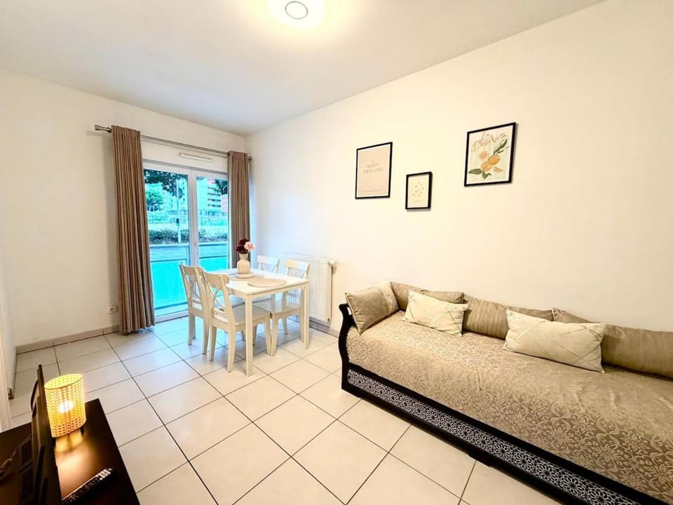 Charmant & spacieux 2 pieces avec Parking privé Apartment in Nice