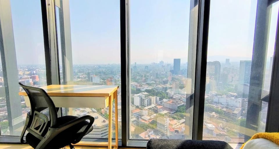 24th Floor Condo City View, Pool, Heart of CDMX House in Mexico City