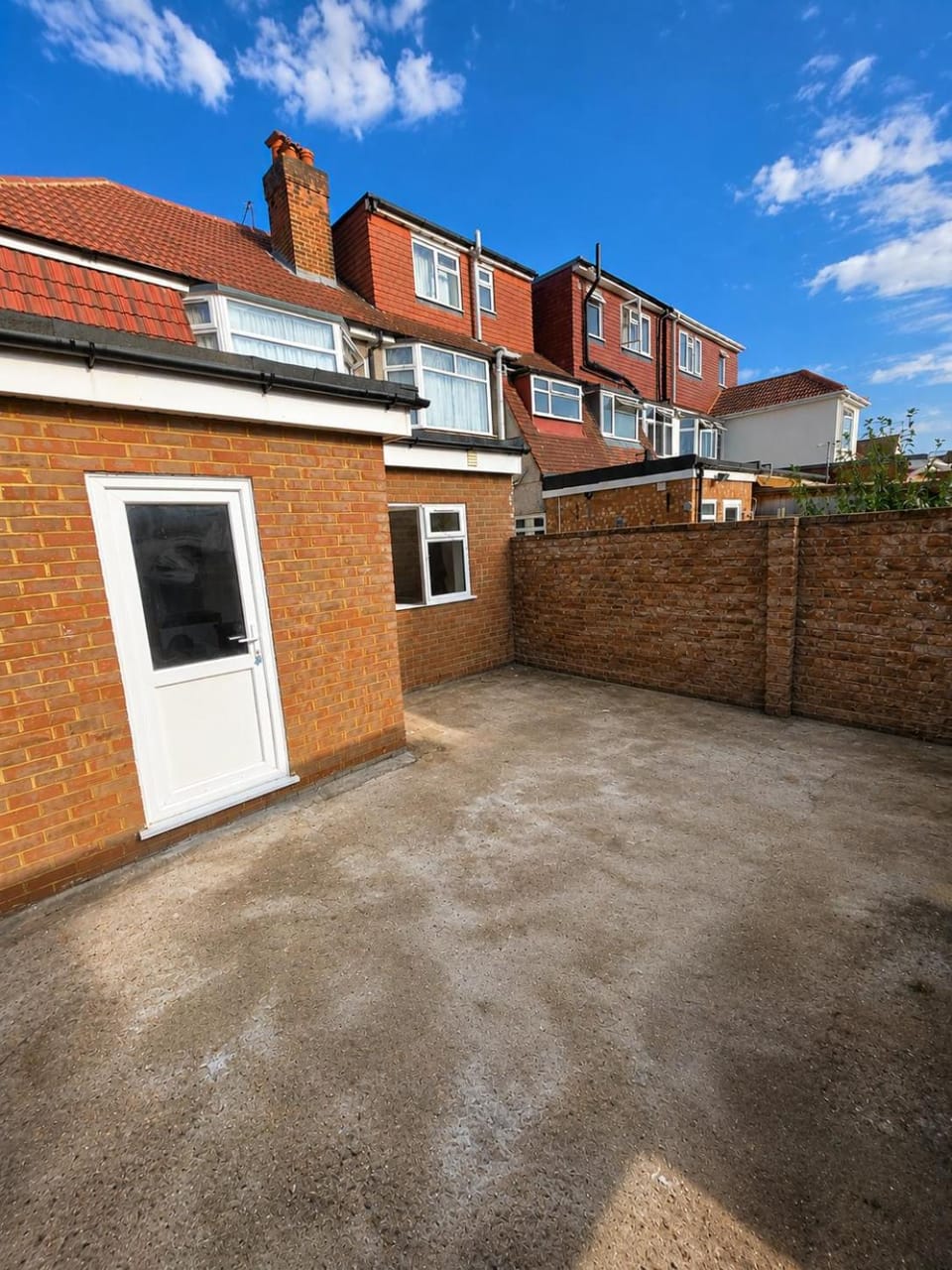Catherine Gardens Apartment Hounslow Ground Floor 2 Bedrooms Apartment in Isleworth
