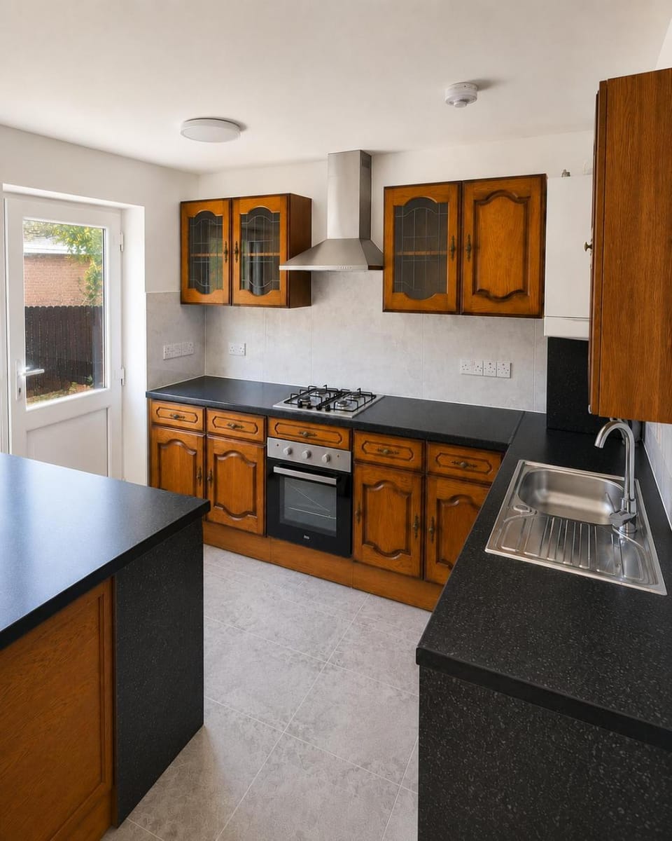 Catherine Gardens Apartment Hounslow Ground Floor 2 Bedrooms Apartment in Isleworth