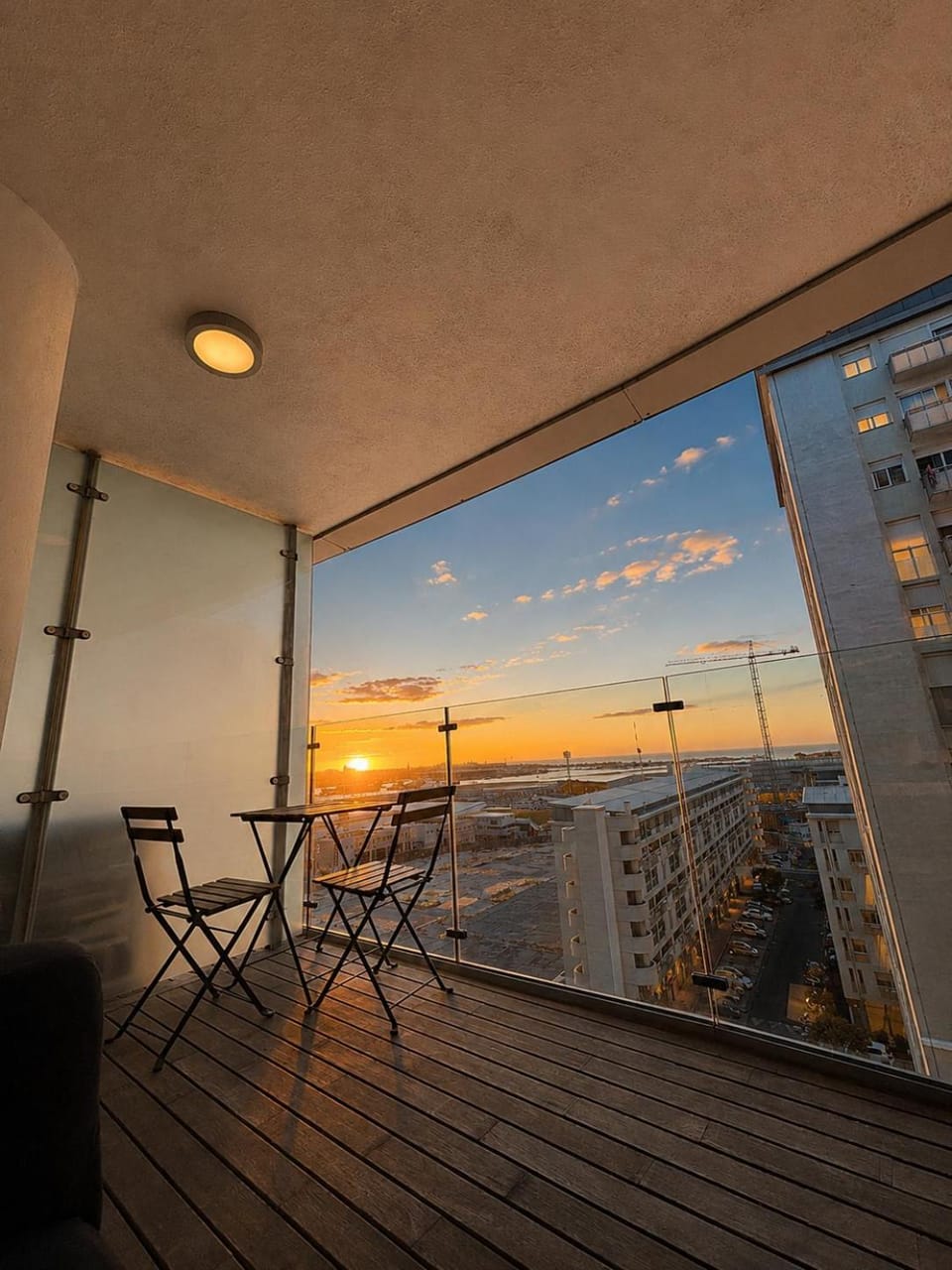 Property building, Day, Natural landscape, View (from property/room), Balcony/Terrace, Balcony/Terrace, Sunrise, Sunset