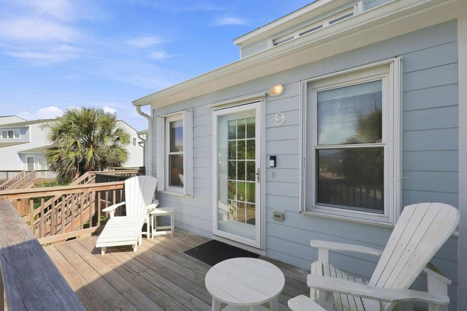 Lucky Enough Too - The Perfect Beach Getaway! Apartment in Topsail Island