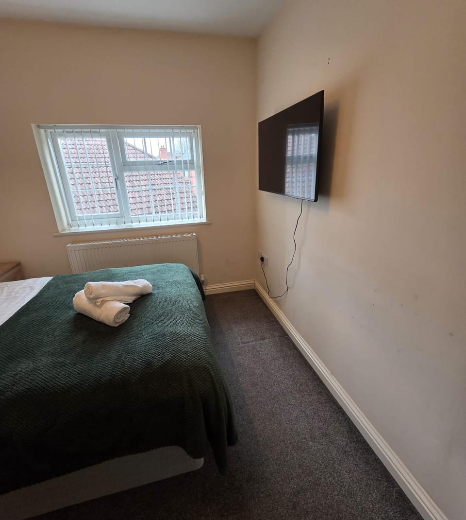 Woodgreen Shared House Bed and Breakfast in Walsall