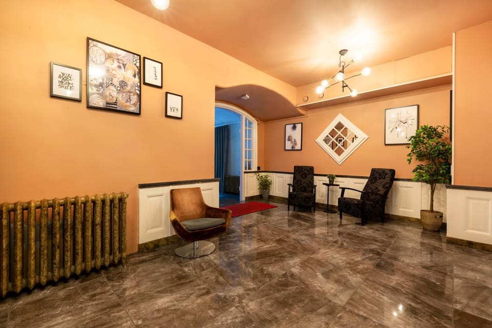 Property building, Lobby or reception