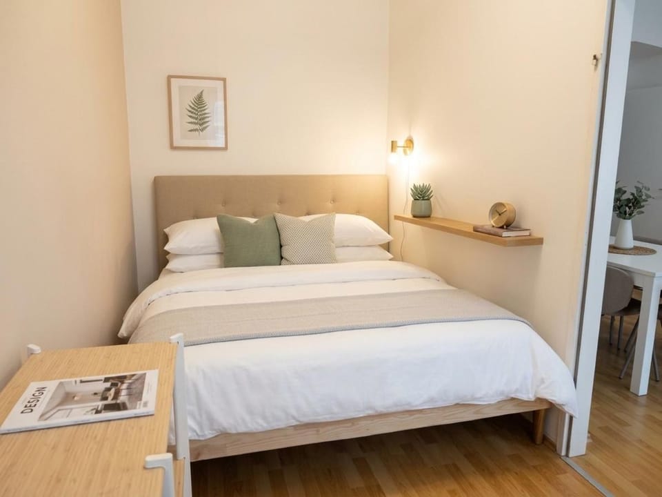 1BR, central, Prater, Schwedenplatz Apartment in Vienna