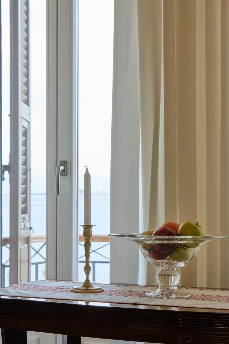 Nafpliou Chora, 1840 Seafront Mansion, Old Town Apartment in Nafplion