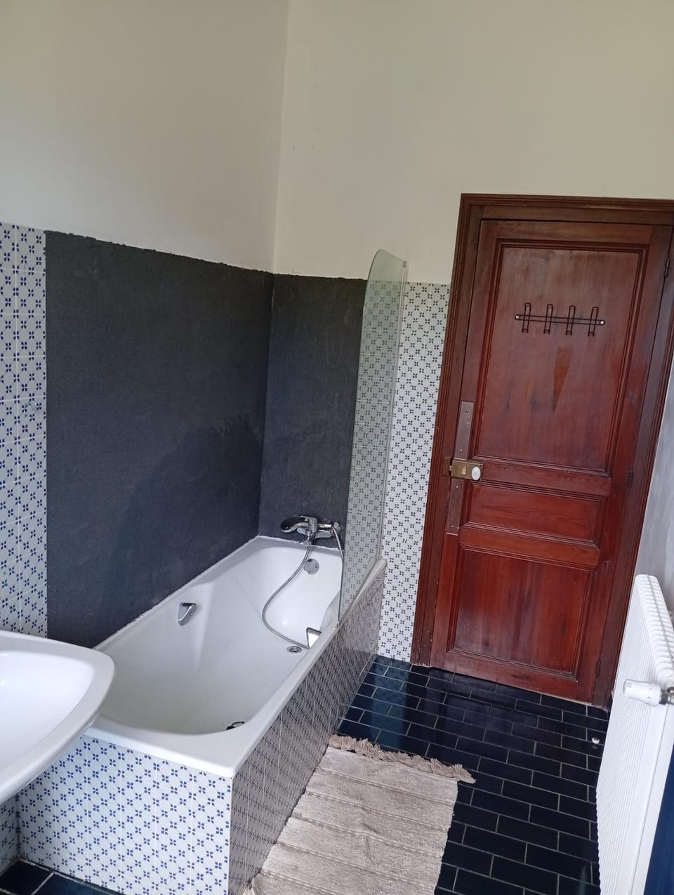 Chambres confortables avec salle de bain privative Vacation rental in Nouvelle-Aquitaine