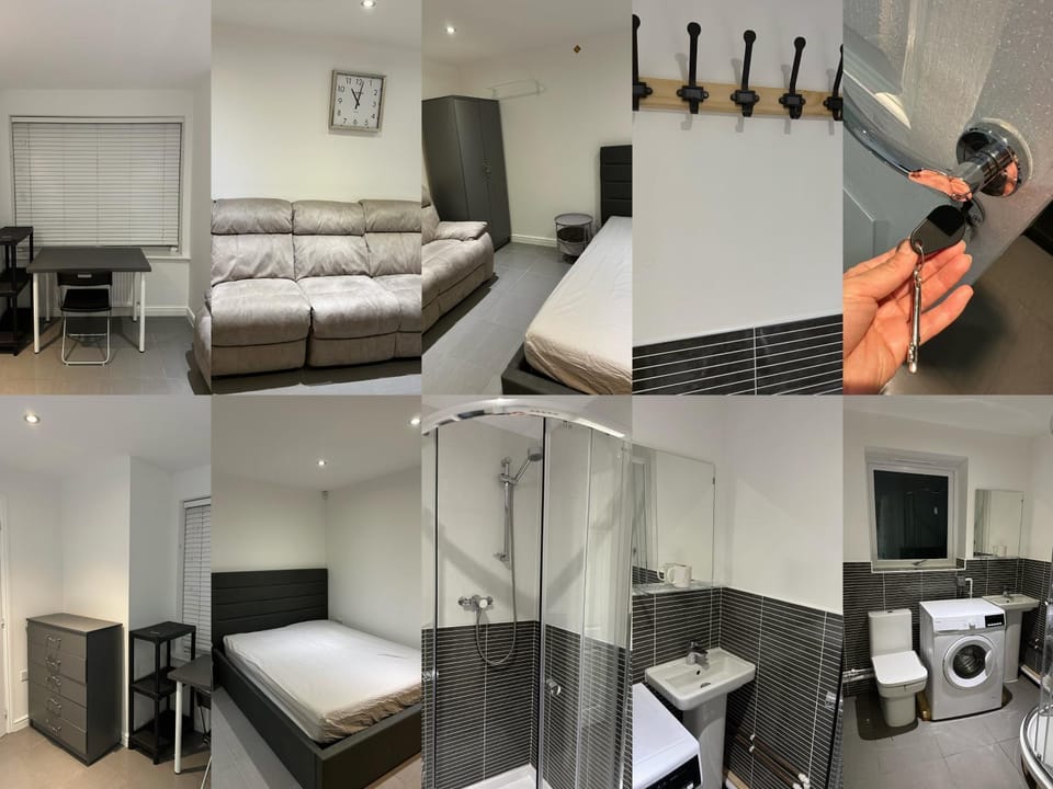 Bed, Photo of the whole room, Bedroom