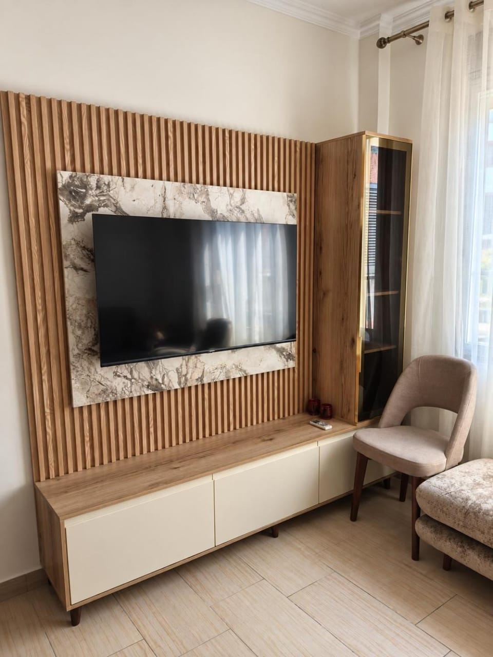 TV and multimedia, Living room
