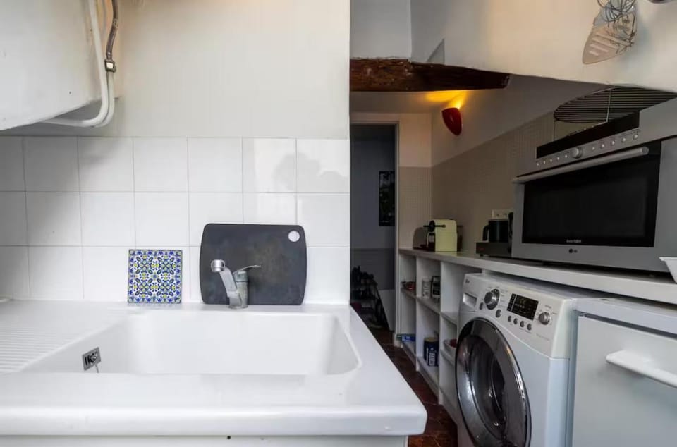 Charming and comfortable apartment in the heart of Paris Apartment in Paris