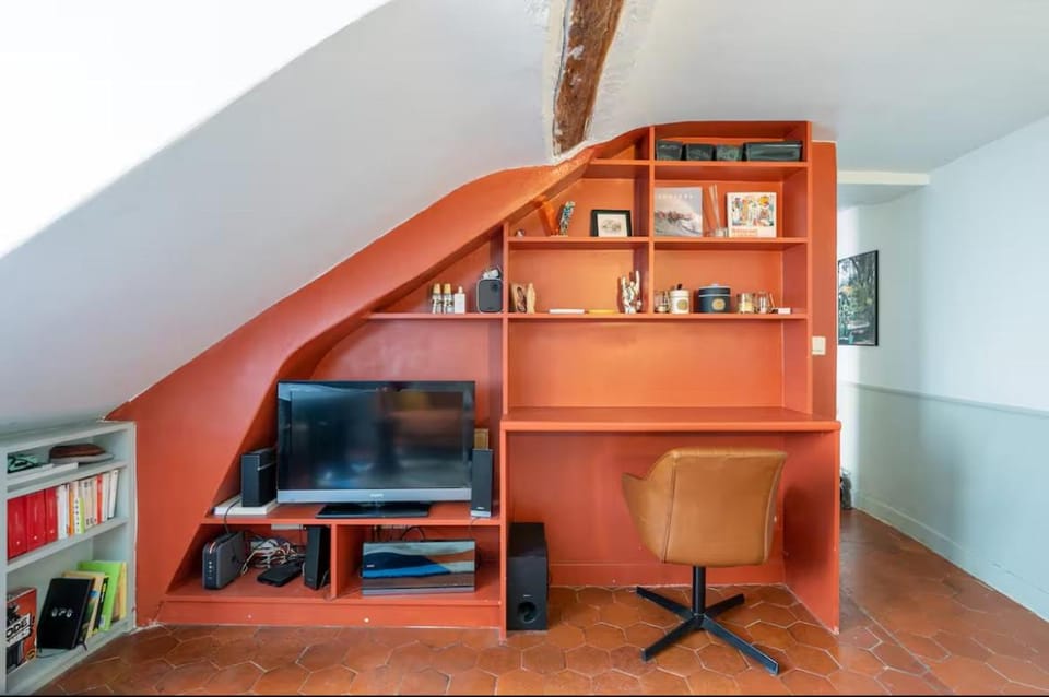 Charming and comfortable apartment in the heart of Paris Apartment in Paris