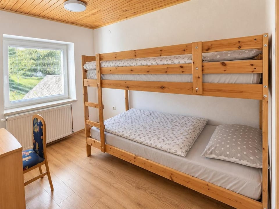 bunk bed