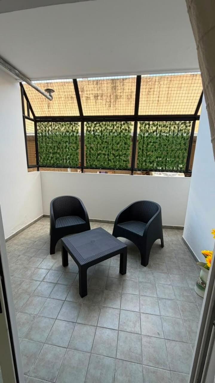Excelente planta baja casi peatonal Apartment in Santa Fe