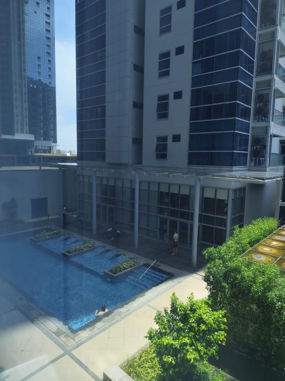 Uptown Parksuites Tower 1 Apartment hotel in Makati