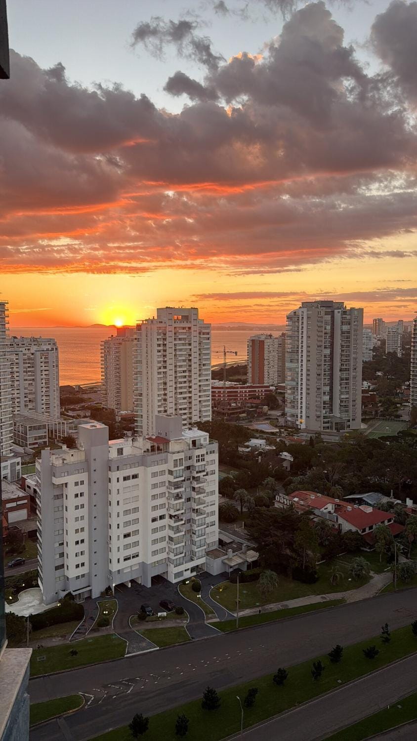 360 View - Brava & Mansa Apartment in Punta del Este
