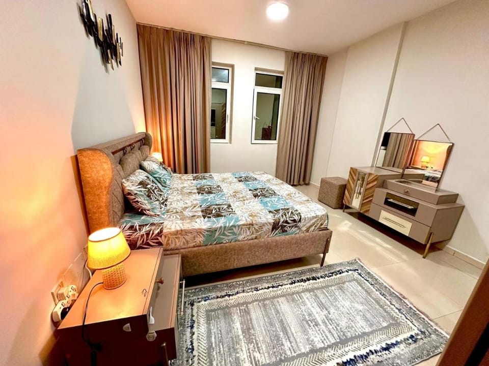 Leon home Apartment in Al Sharjah