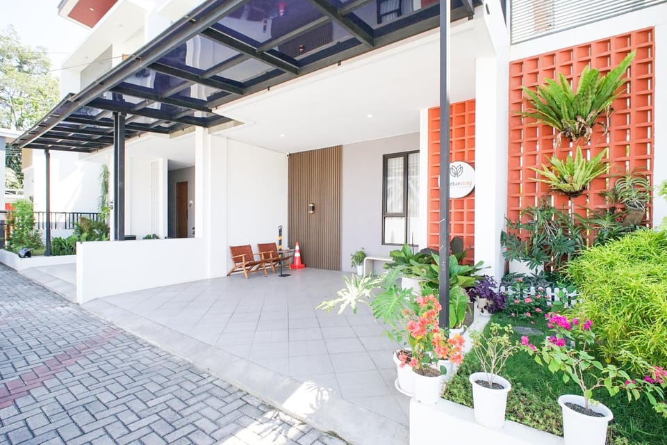 Property building, Garden view