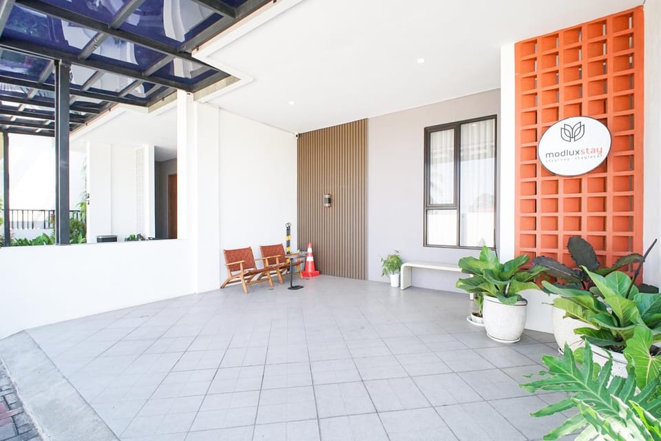 Property building, Balcony/Terrace