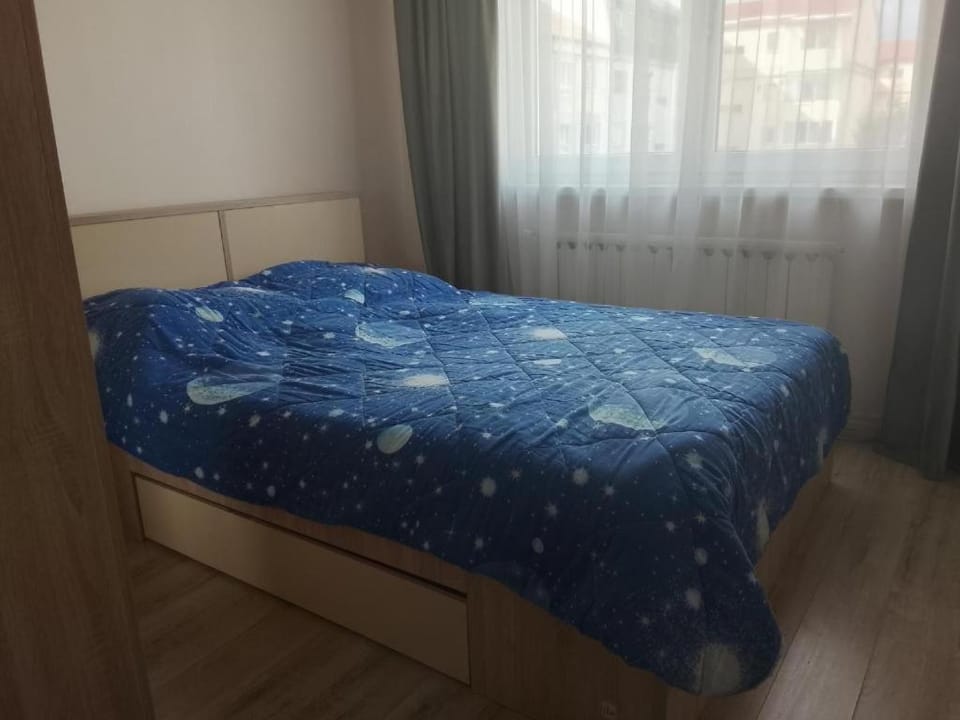 Inchiriez un dormitor matrimonial in apartament Apartment in Sibiu