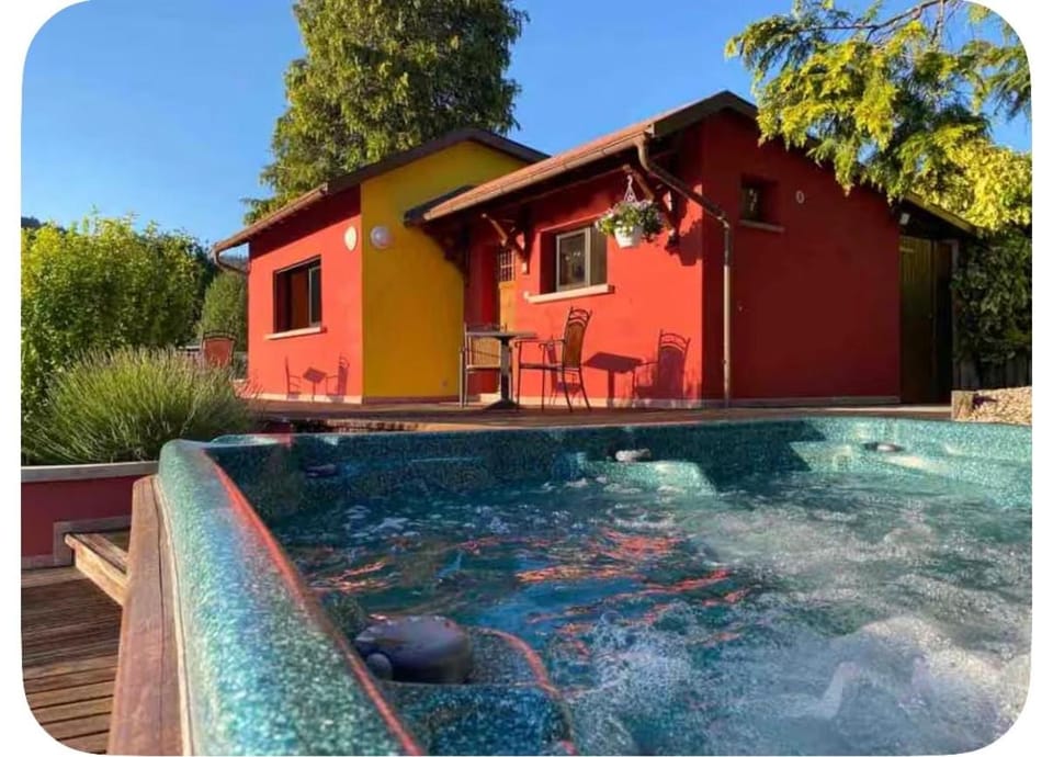 Hot Tub, Spa and wellness centre/facilities