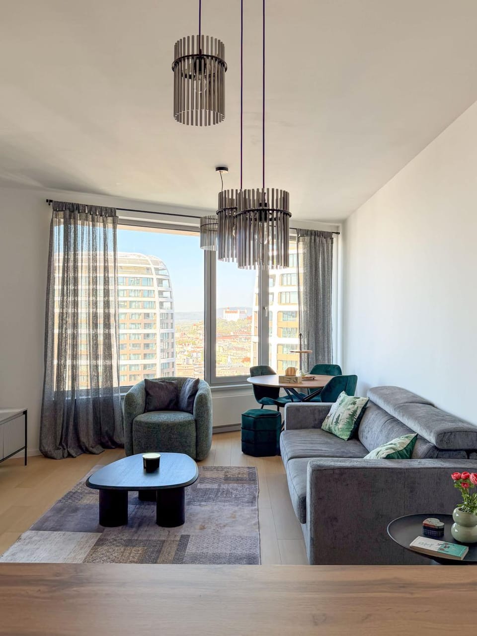 Living room, Seating area