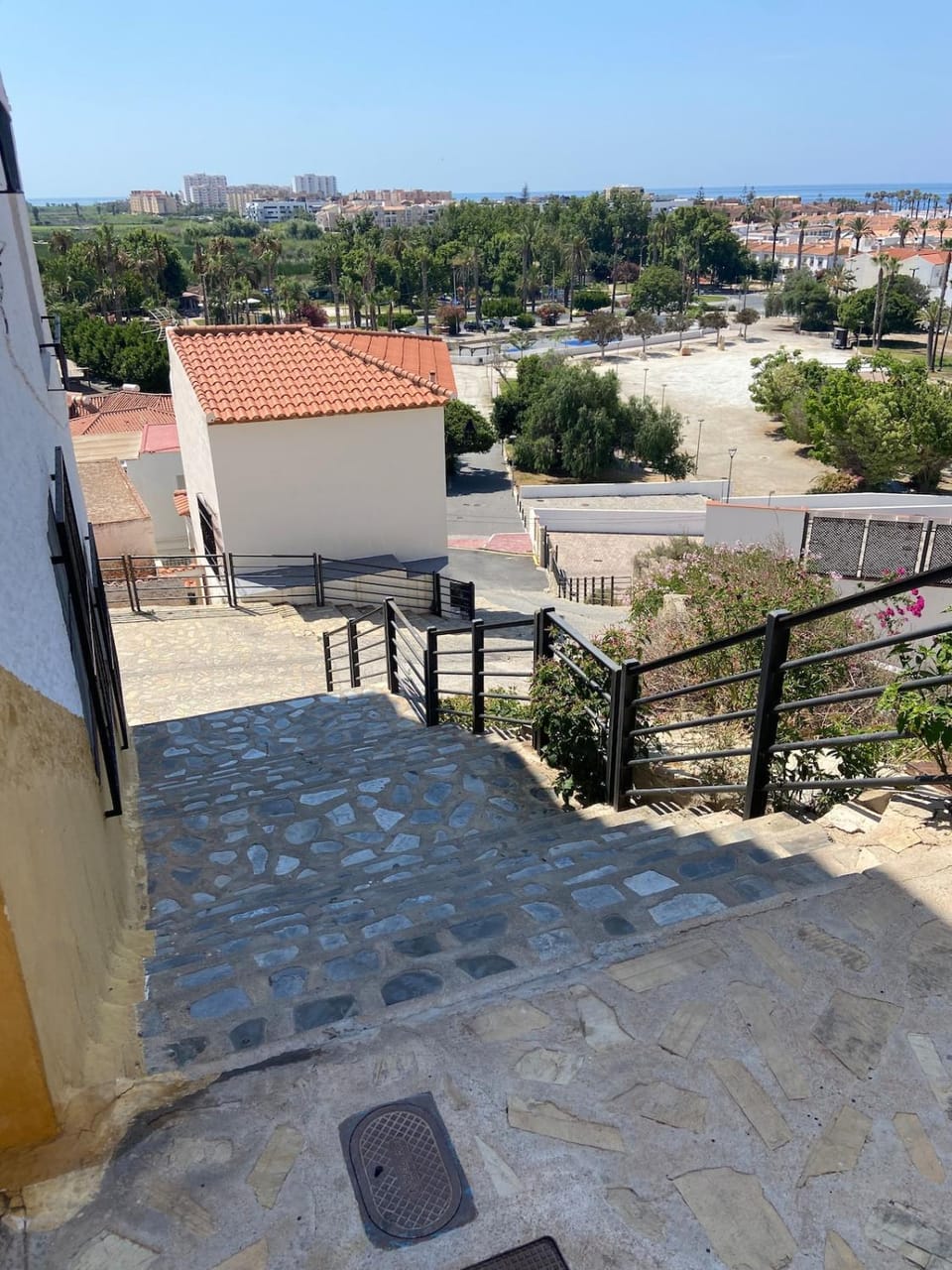 Independent Apartment 10 Minutes From The Beach Apartment in Salobreña