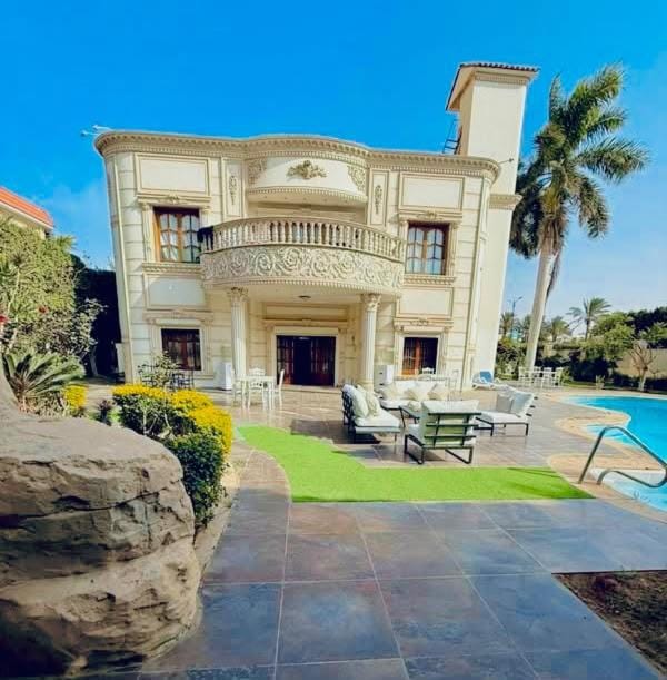 Villa Al-Wazeer-Beverly Hills - فيلا الوزير - بمسبح خاص Resort in Egypt