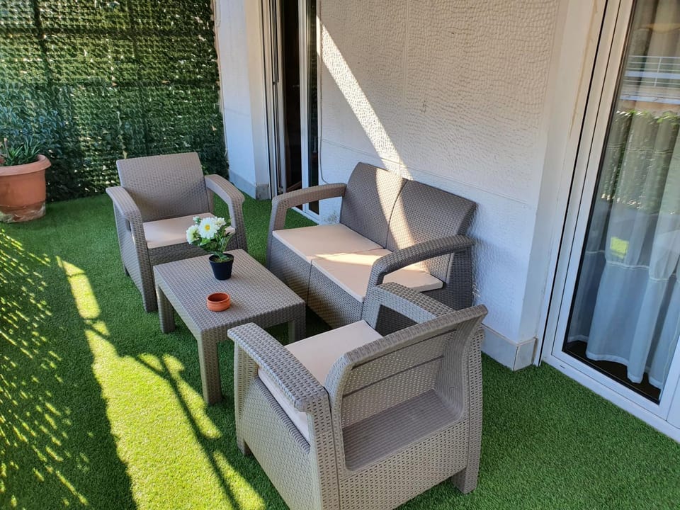 Pedion Areos Park 4 Center 4 Apartment in Athens