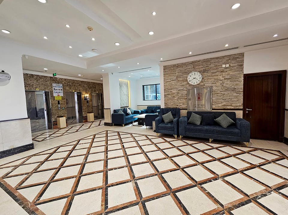 Lobby or reception, Seating area