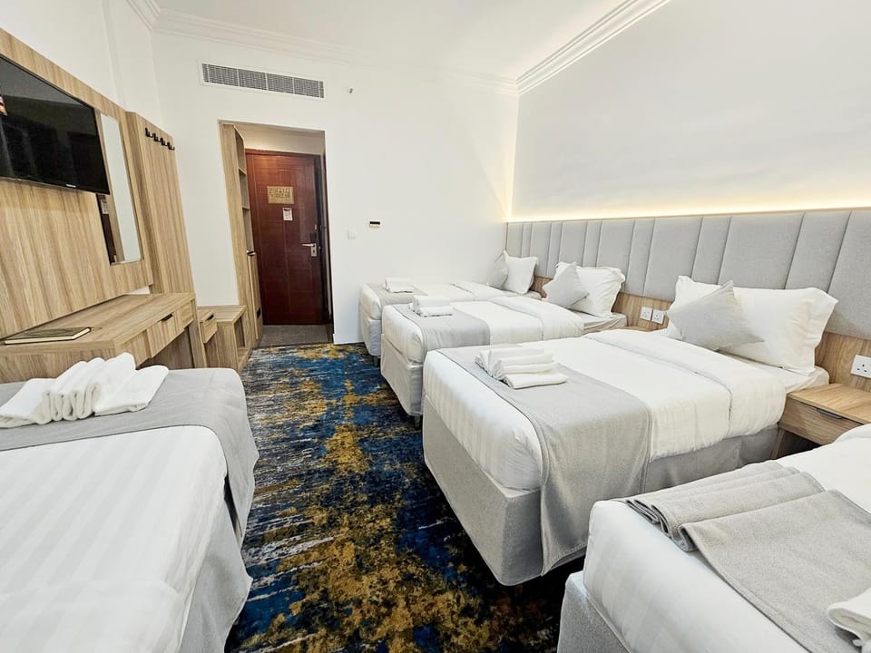 Living room, Bedroom