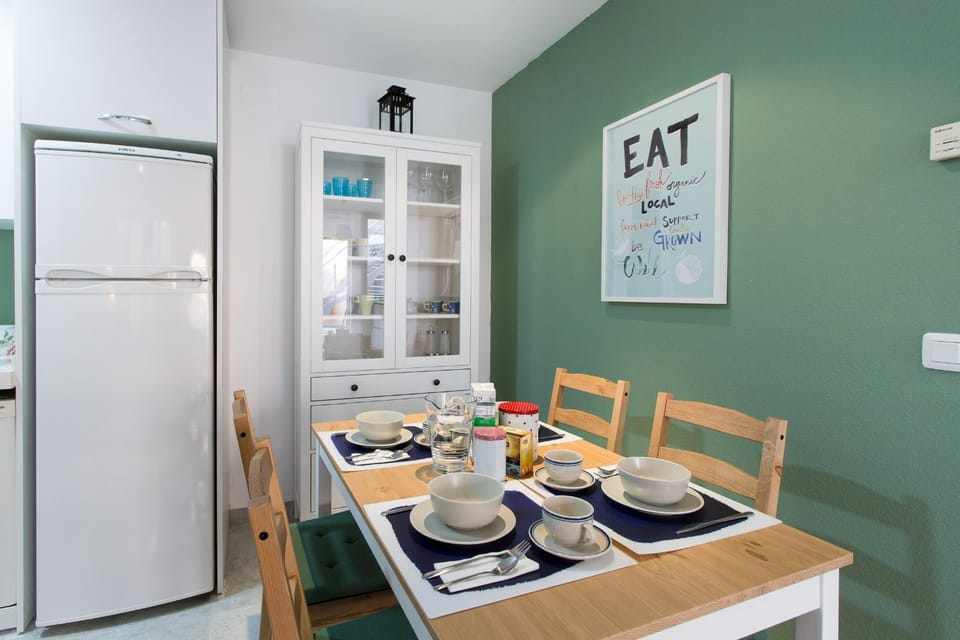 Dining area, Breakfast