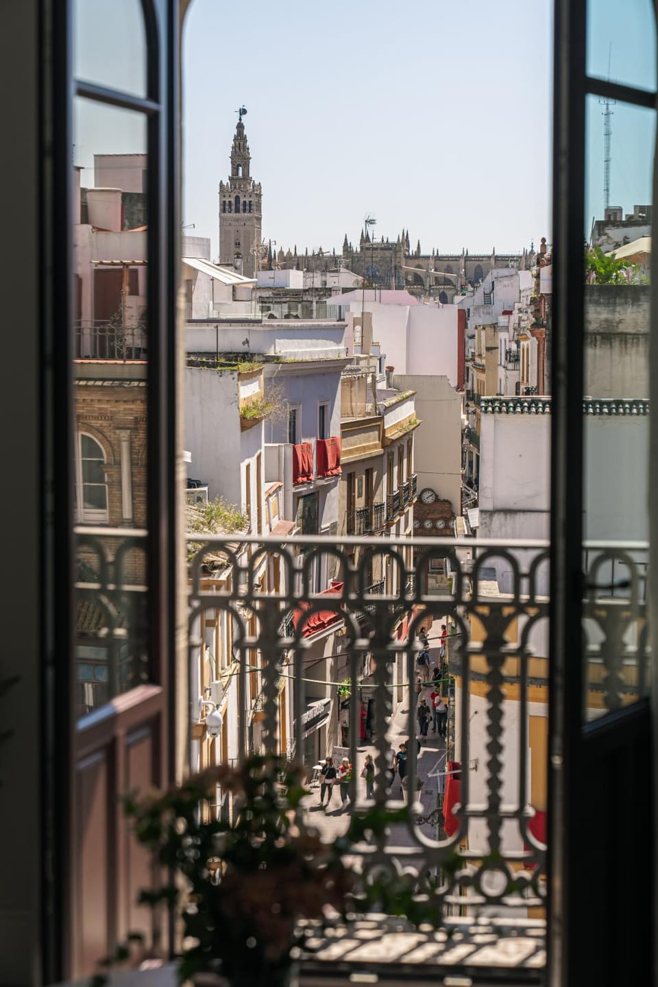 View (from property/room), Balcony/Terrace, City view