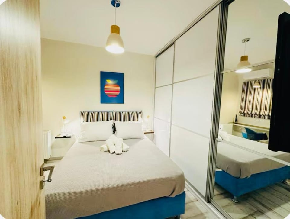 Dionysus Apartment in Kallithea