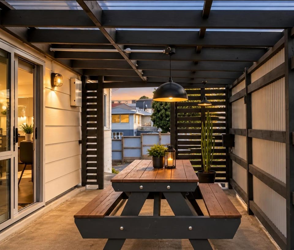 Patio, Night, Seating area, Dining area