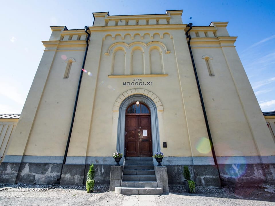 Property building, Facade/entrance