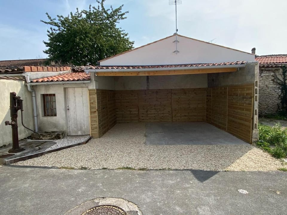 Maison avec 2 chambres et car-port dans Cognac Apartment in Cognac